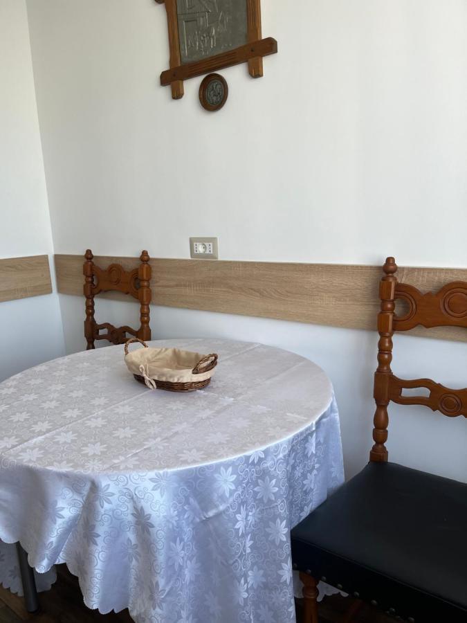 Apartamento David Si Familia . Piatra Neamţ